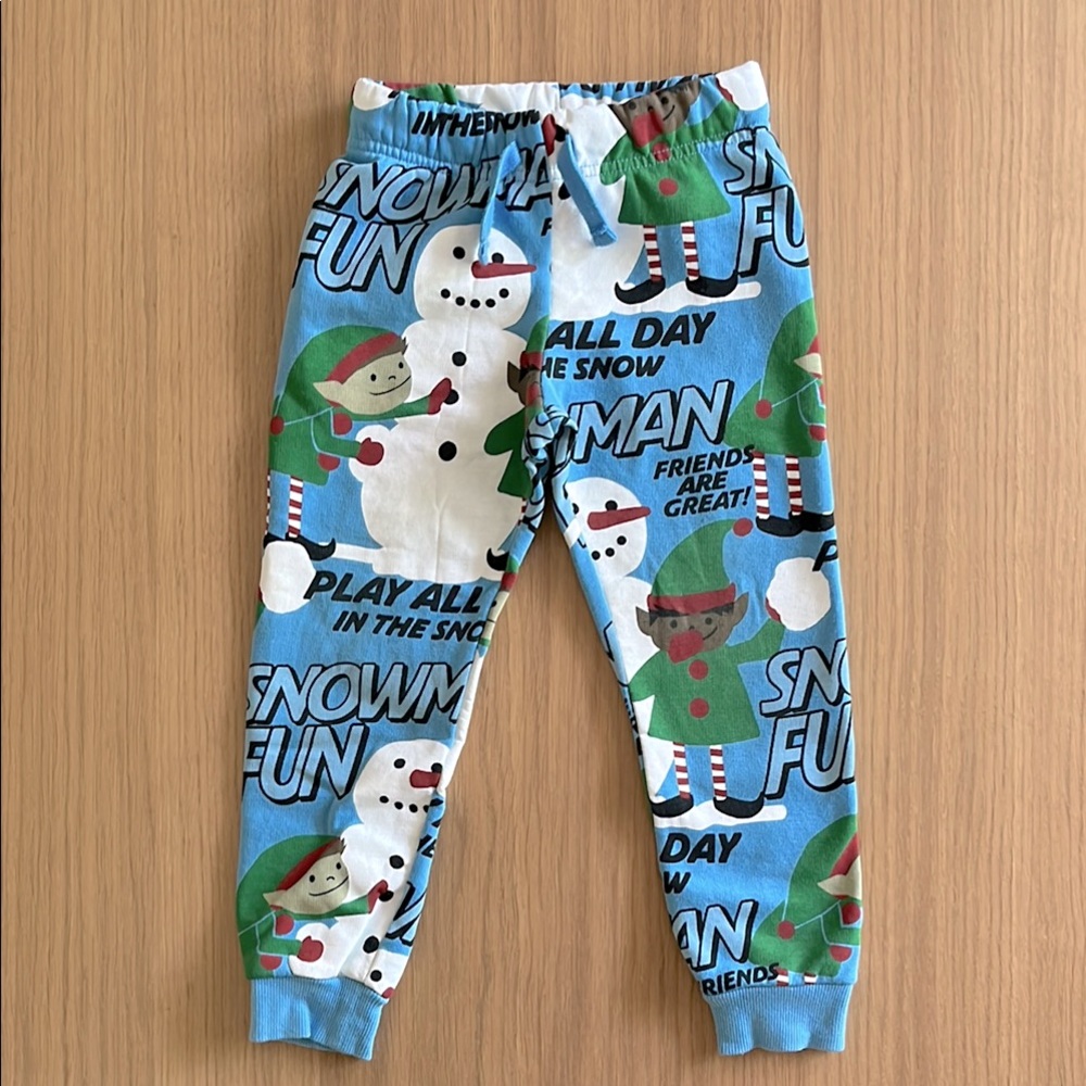 H&M, Kid’s Christmas cotton sweatpants, size 3/4, runs smaller, for 2/3 years